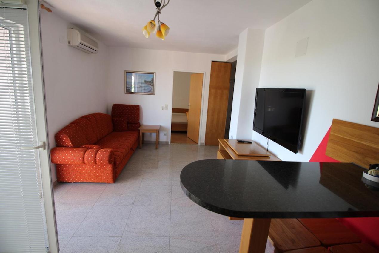 Apartments Helena Zadar Vrsi Exterior foto